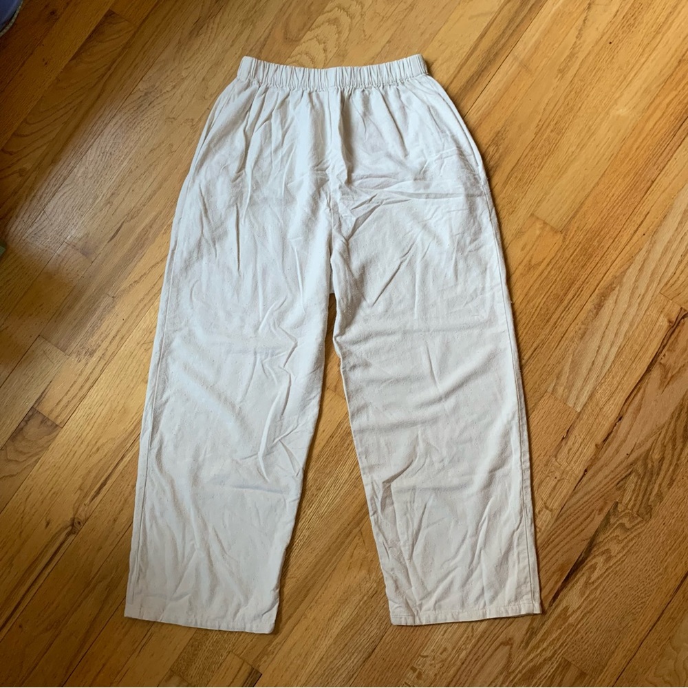 Hackwith Design House cream cropped lightweight pants with pockets size xs